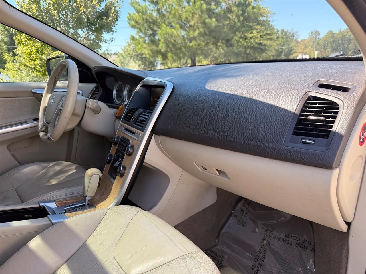 Volvo XC60  2011