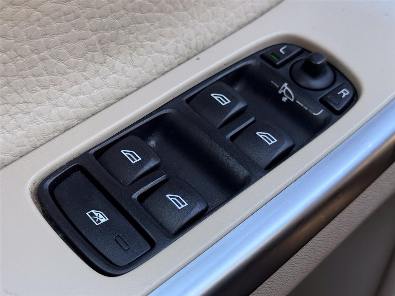 Volvo XC60  2011
