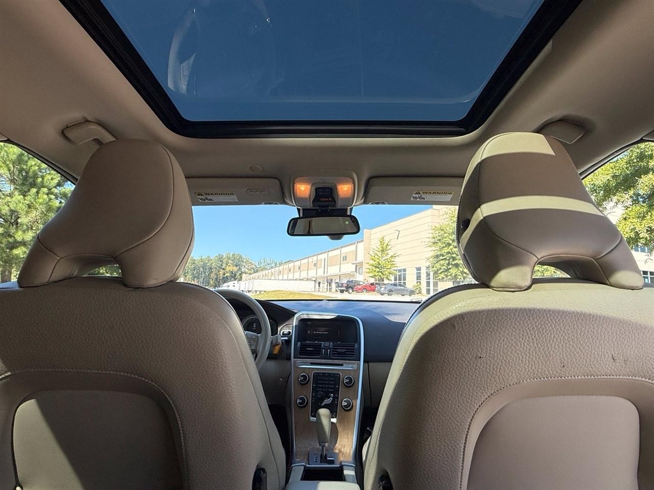 Volvo XC60  2011