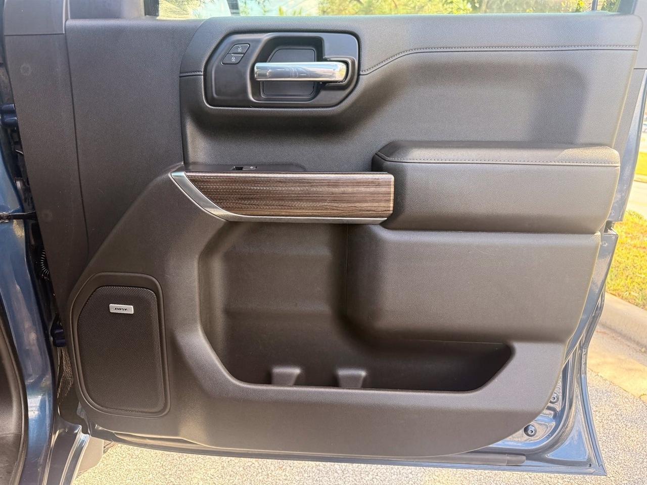 Chevrolet Silverado 1500  2021