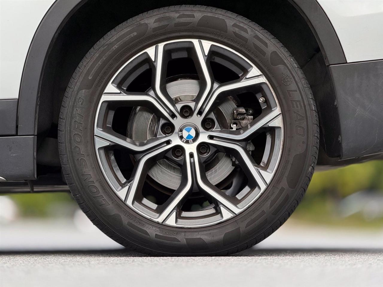BMW X1  2020