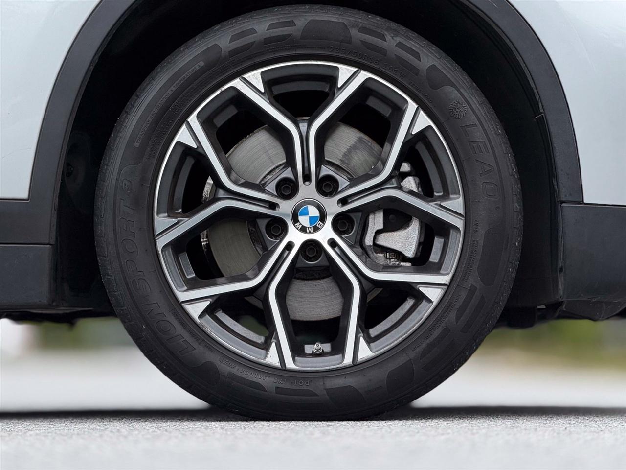 BMW X1  2020