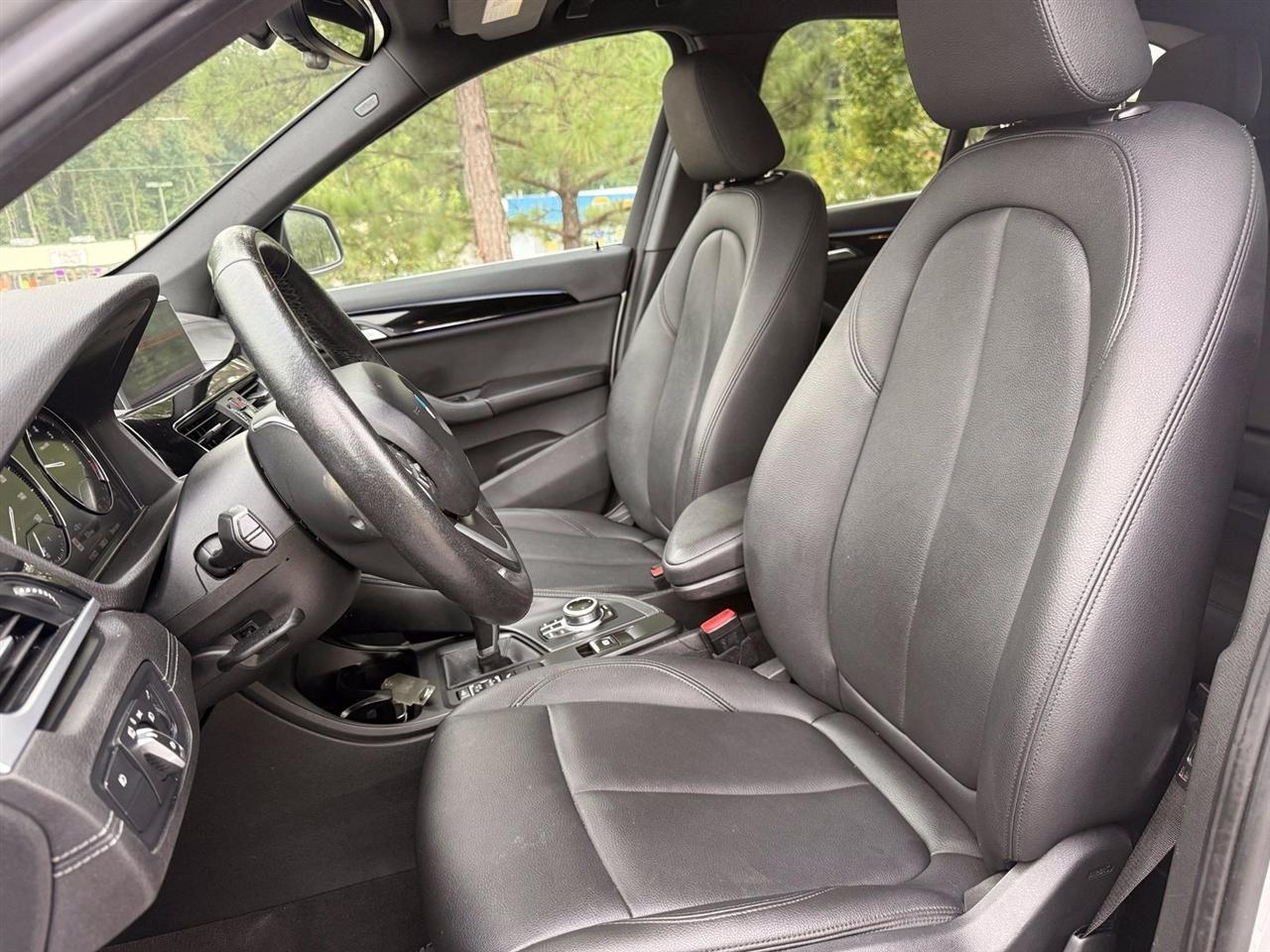 BMW X1  2020