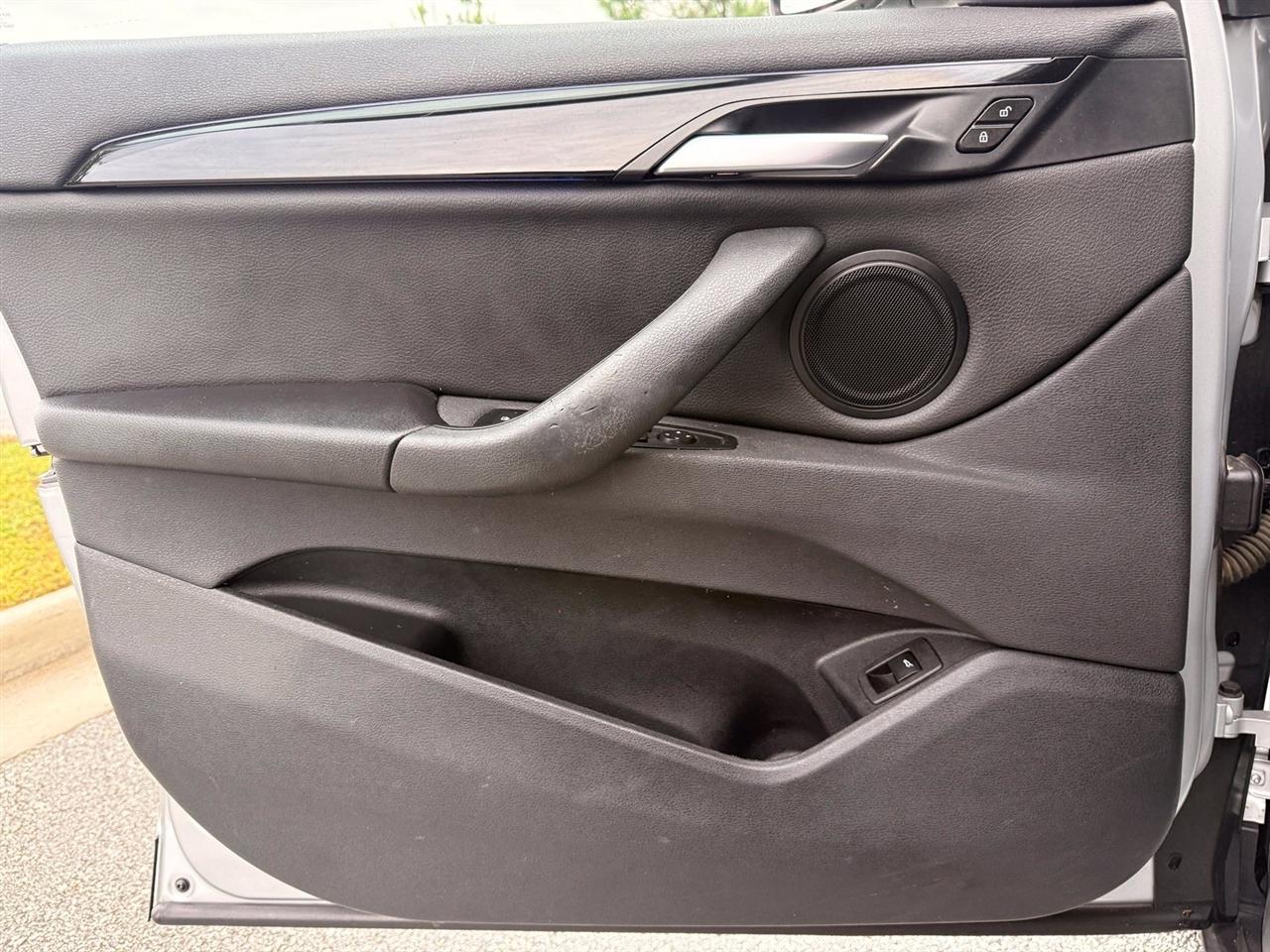 BMW X1  2020