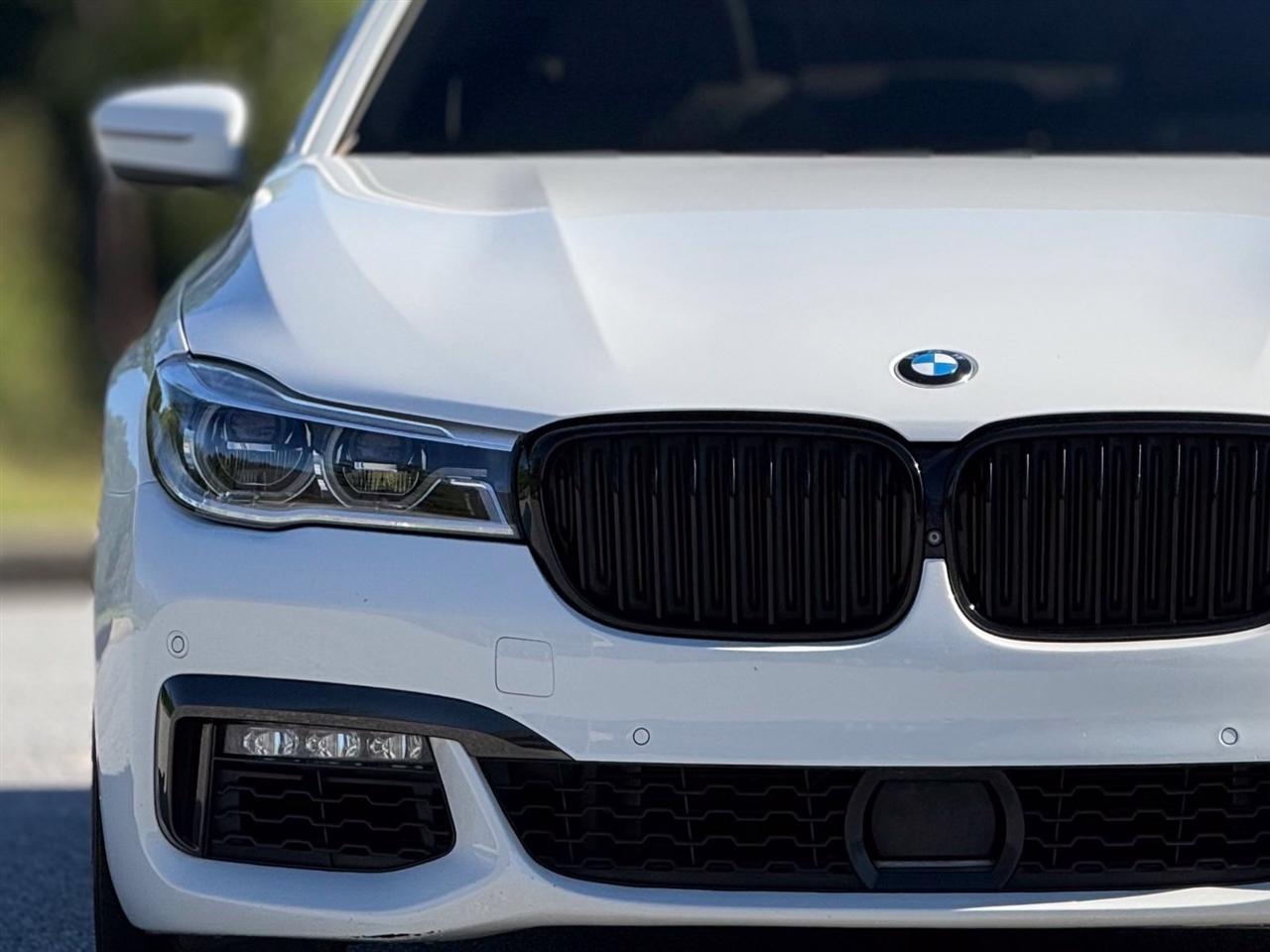 BMW 7 Series  2018