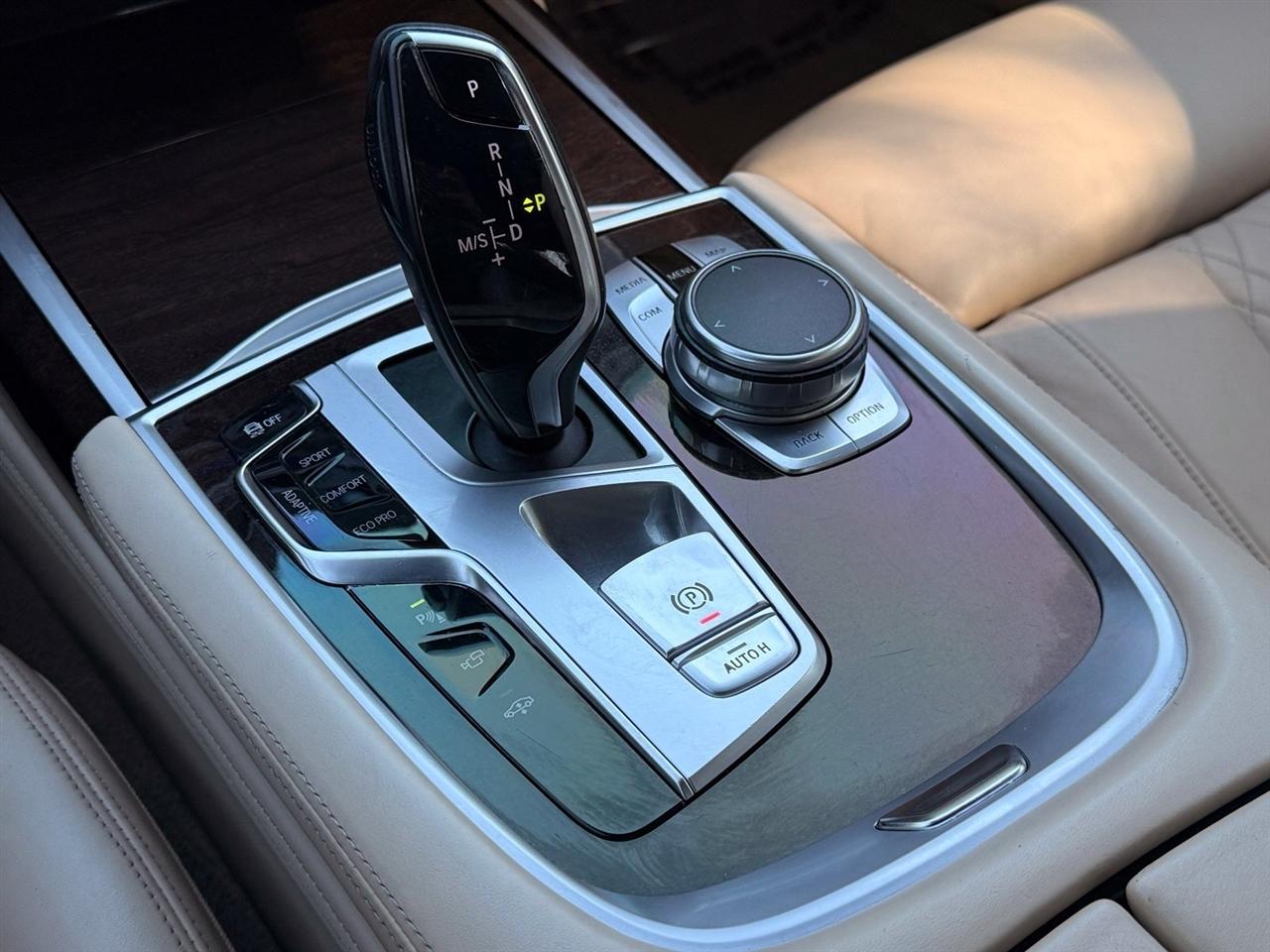 BMW 7 Series  2018