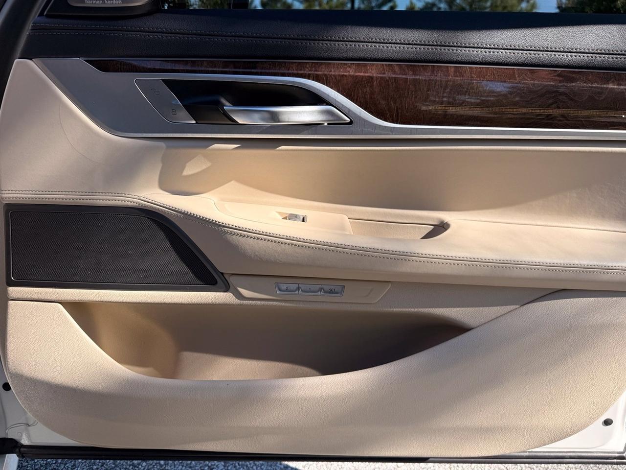BMW 7 Series  2018
