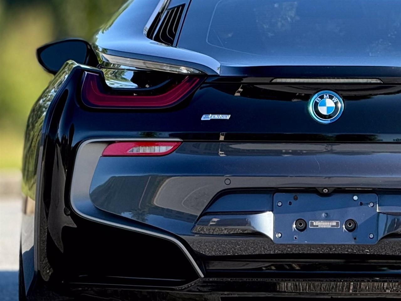 BMW i8  2017