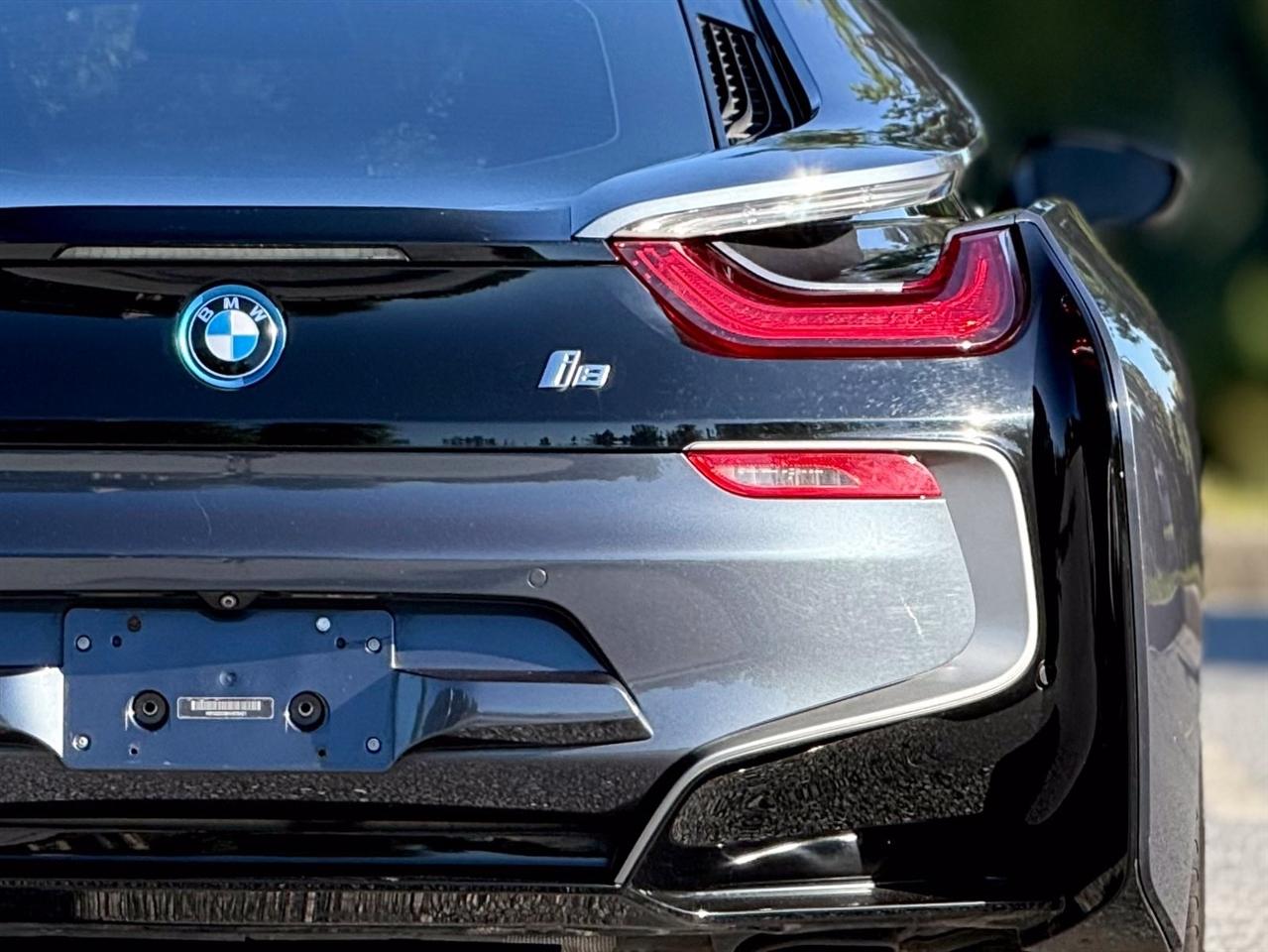 BMW i8  2017