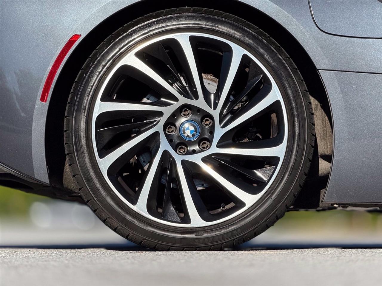 BMW i8  2017