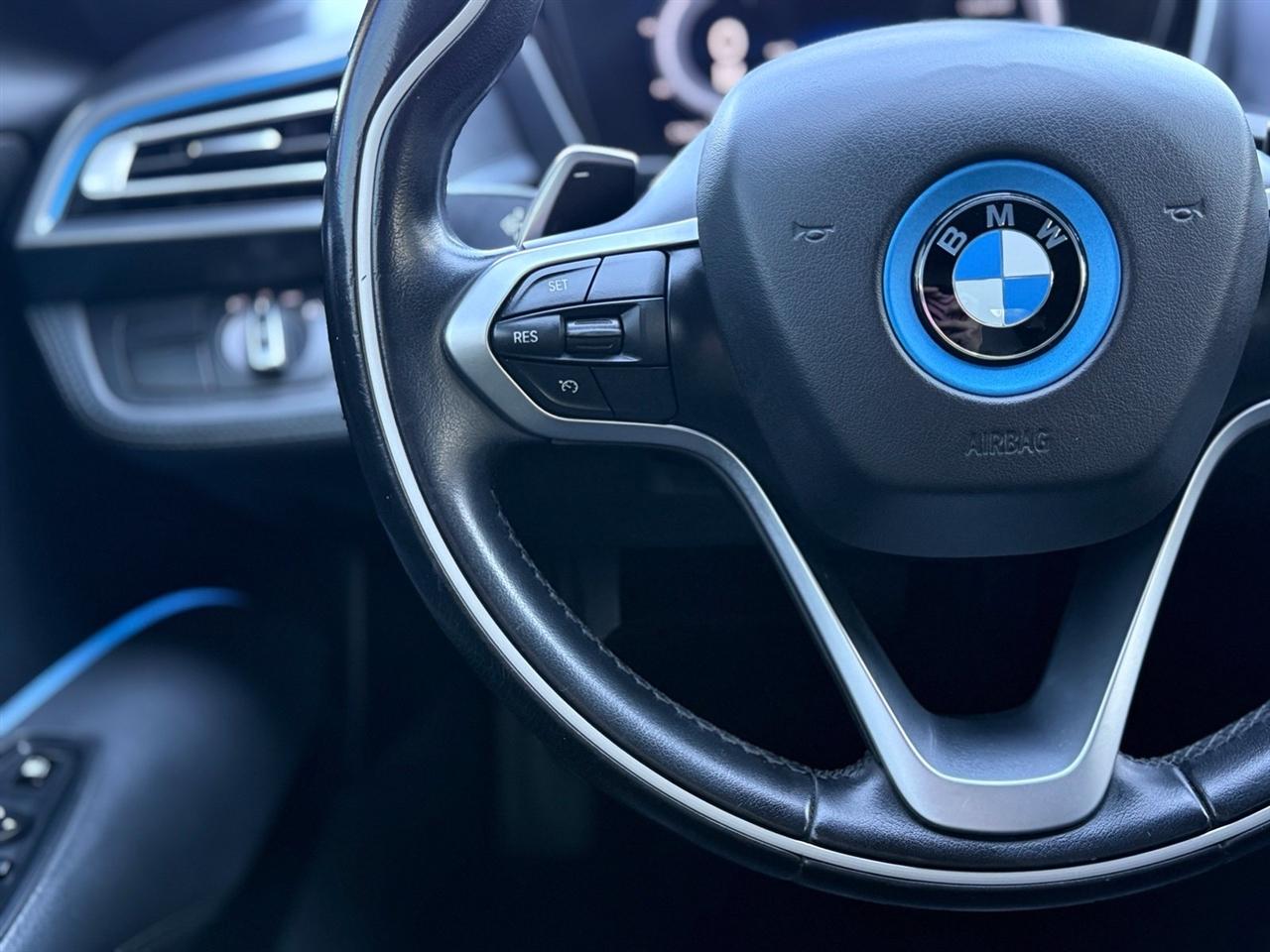 BMW i8  2017