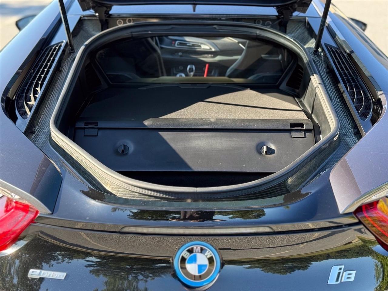 BMW i8  2017