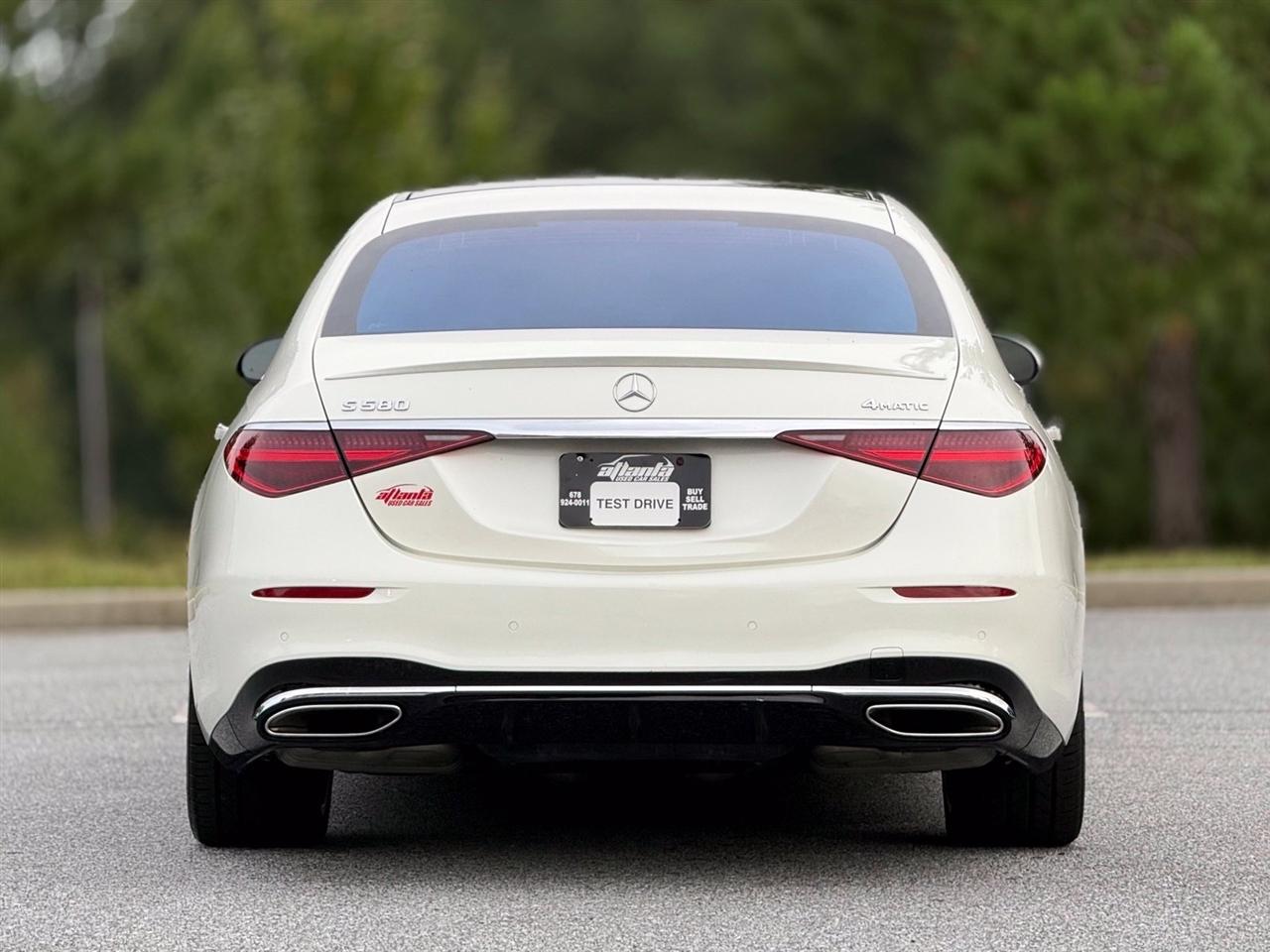 Mercedes-Benz S-Class  2022
