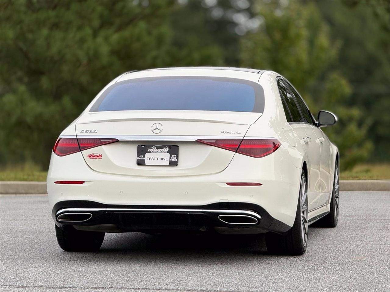Mercedes-Benz S-Class  2022