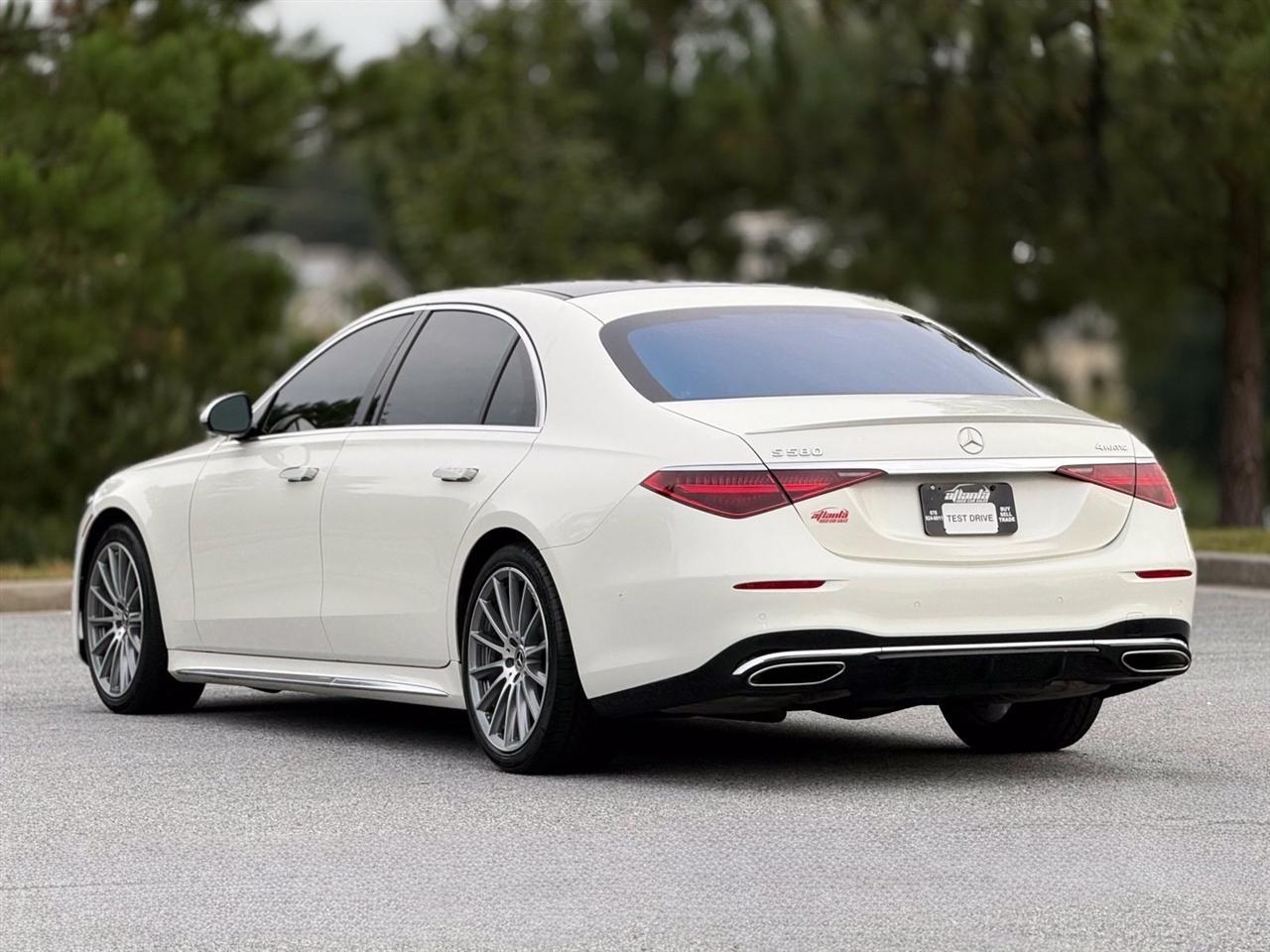 Mercedes-Benz S-Class  2022