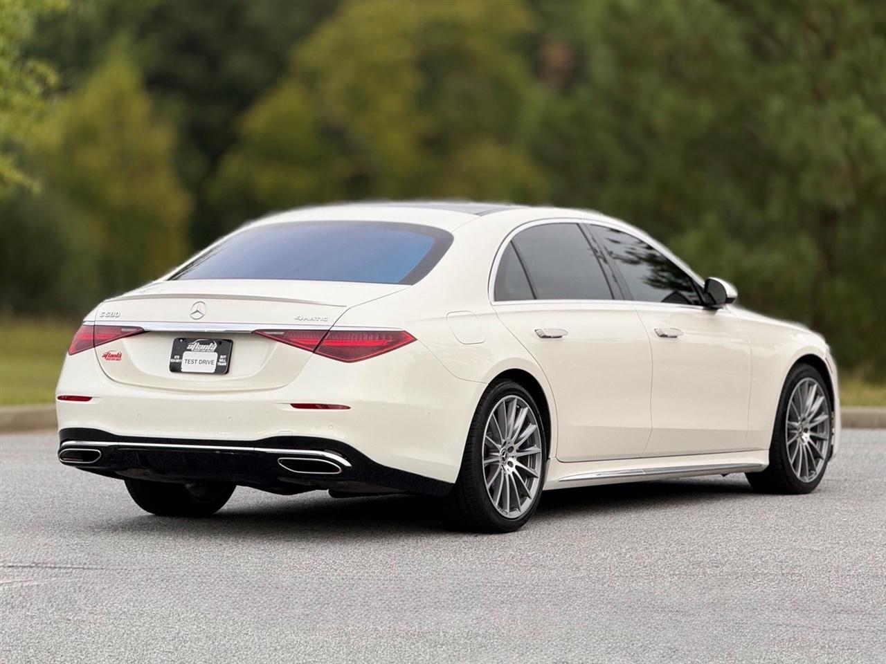 Mercedes-Benz S-Class  2022