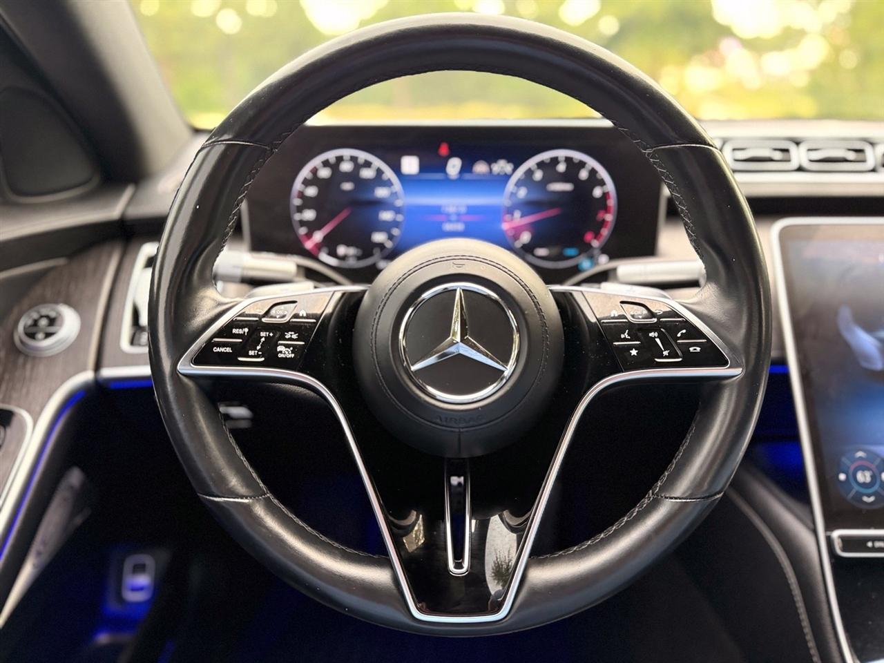 Mercedes-Benz S-Class  2022