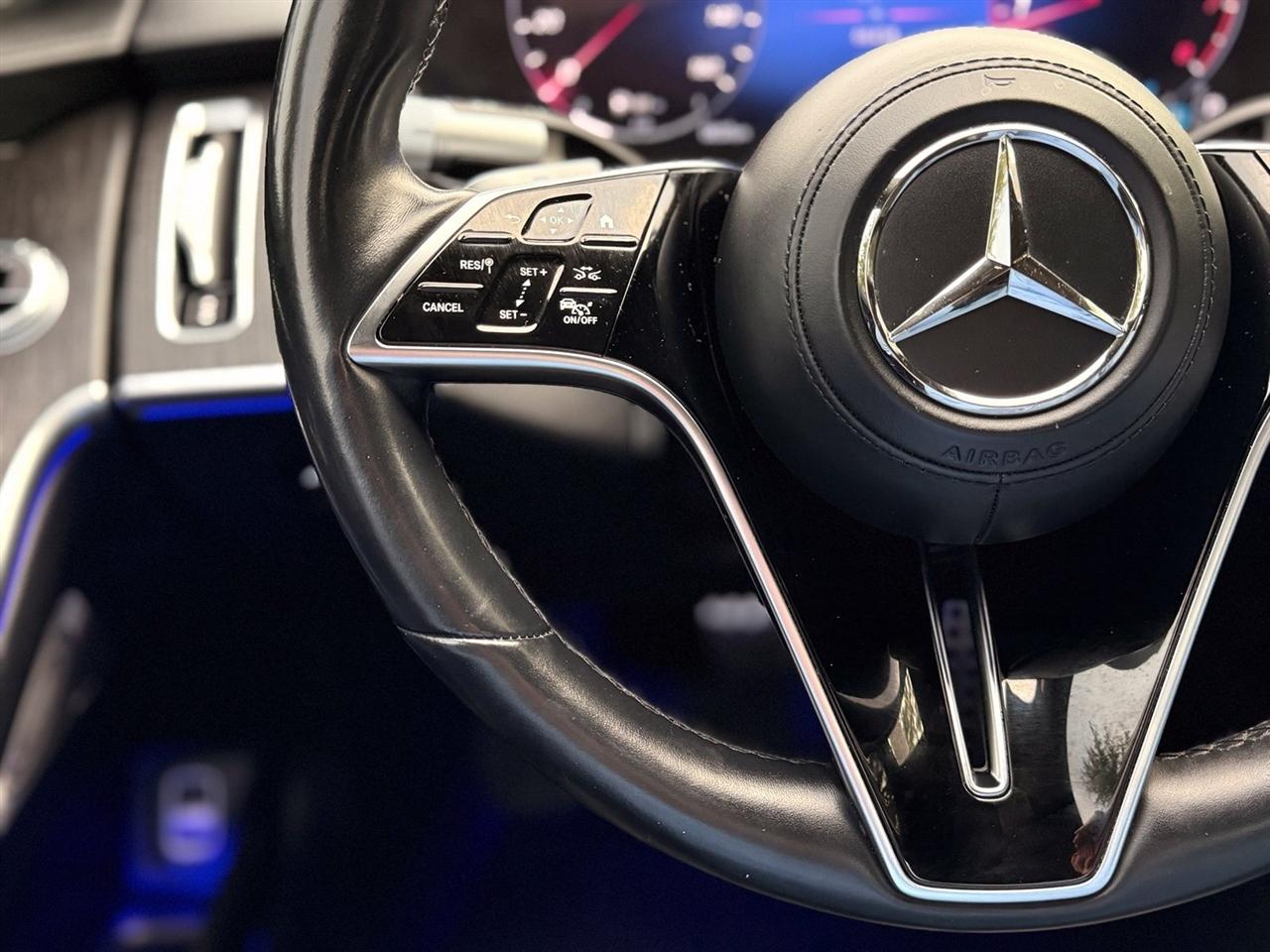 Mercedes-Benz S-Class  2022