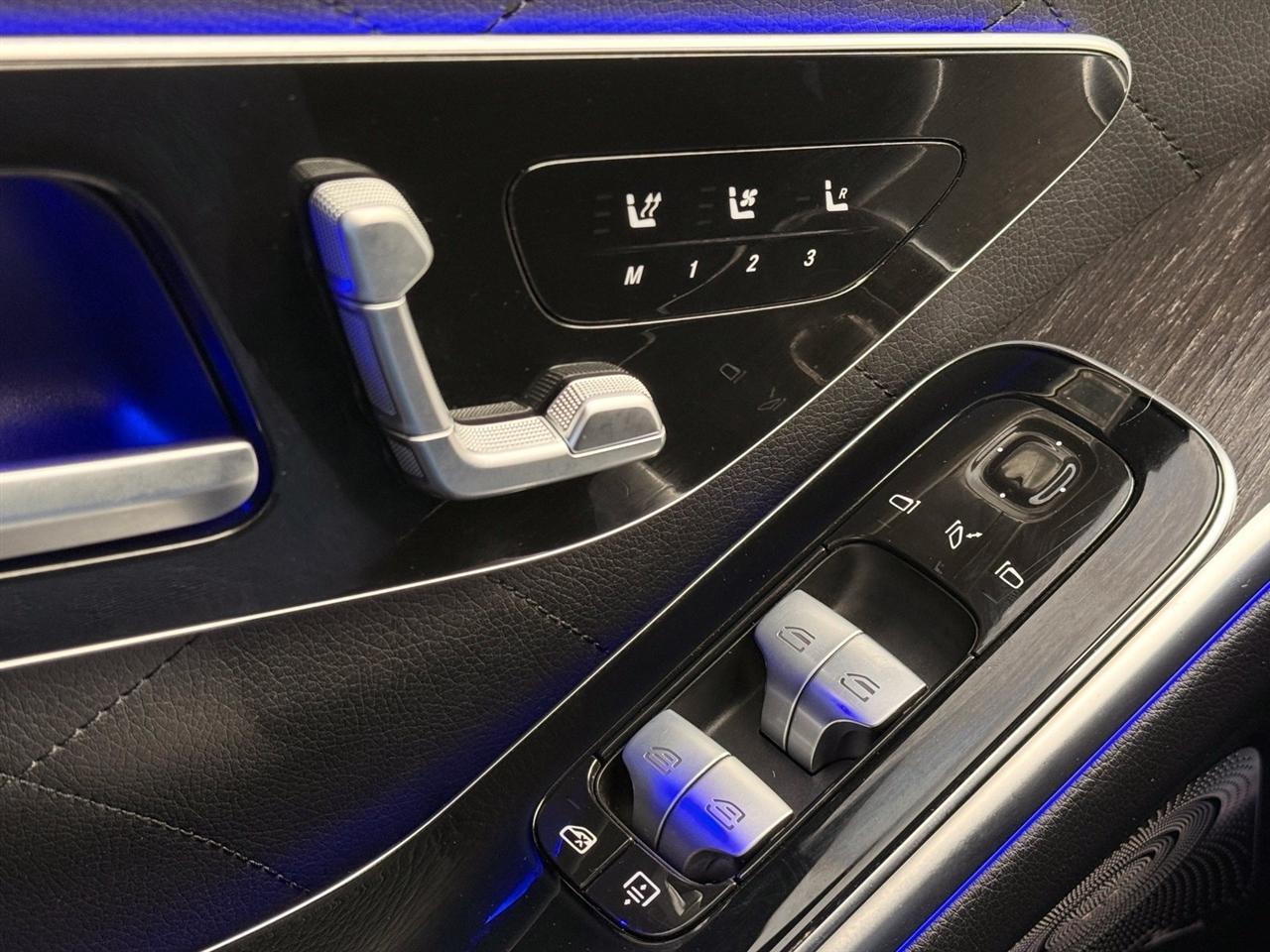 Mercedes-Benz S-Class  2022
