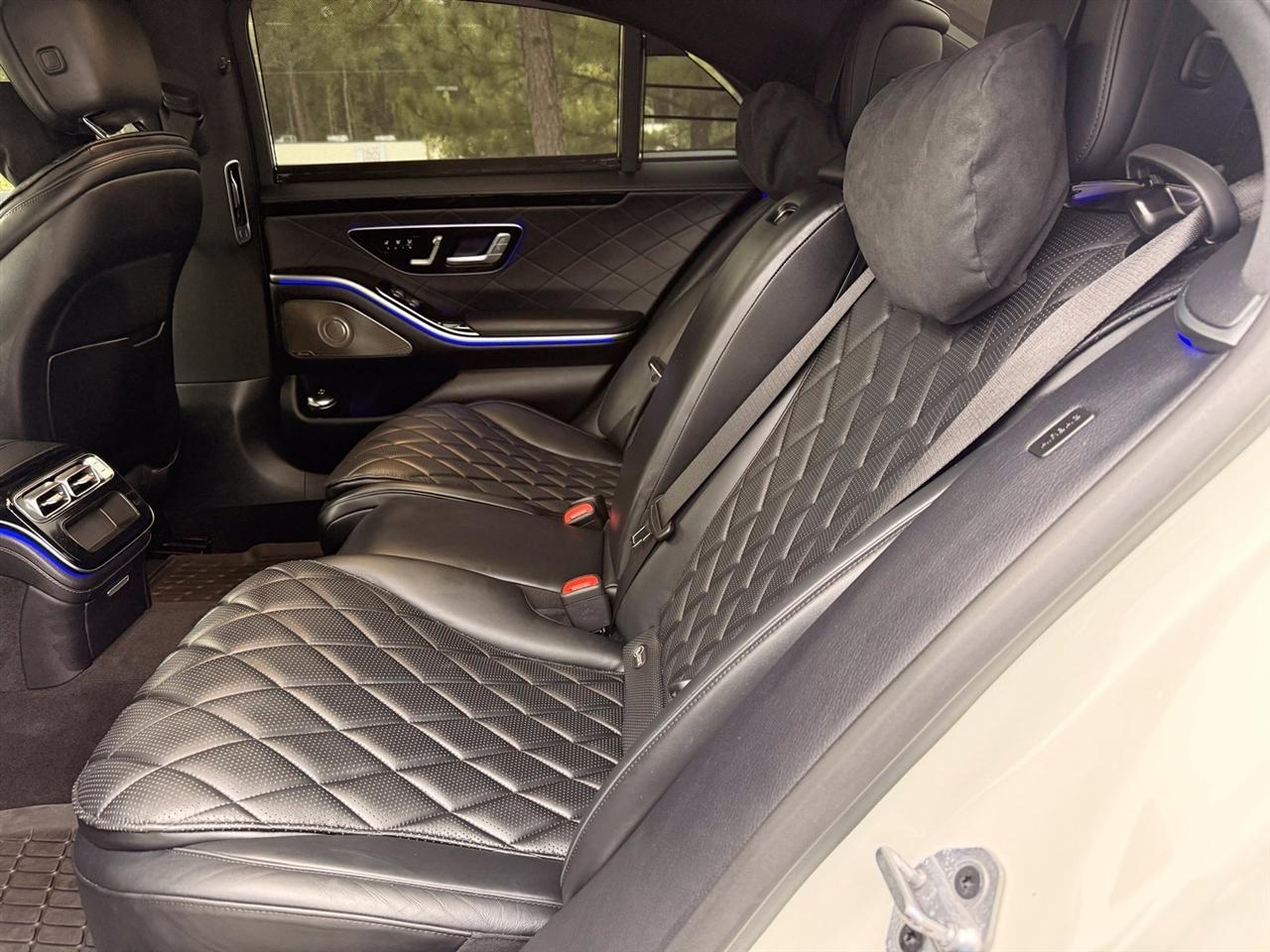 Mercedes-Benz S-Class  2022