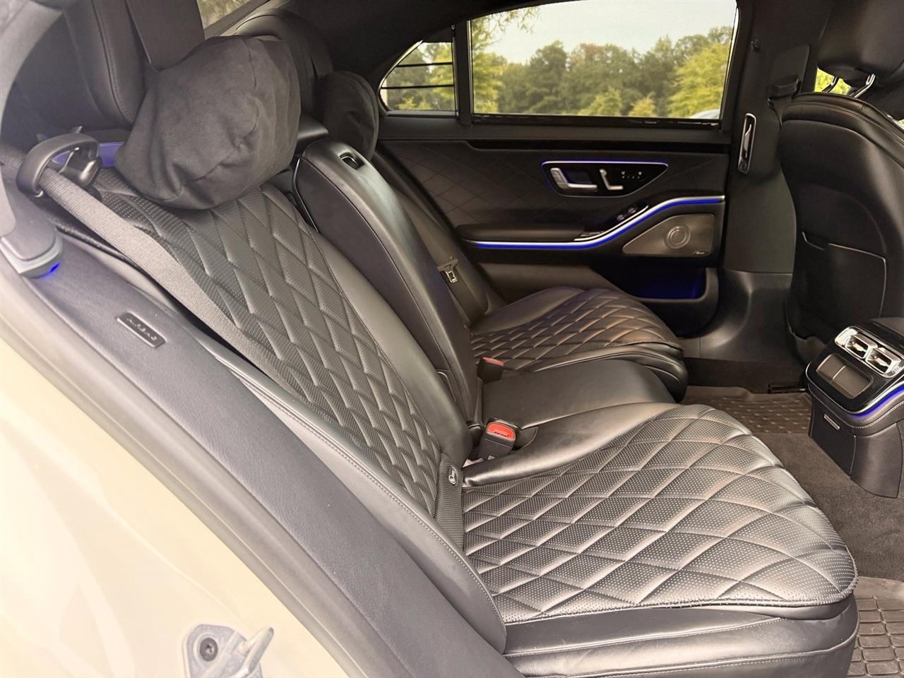 Mercedes-Benz S-Class  2022
