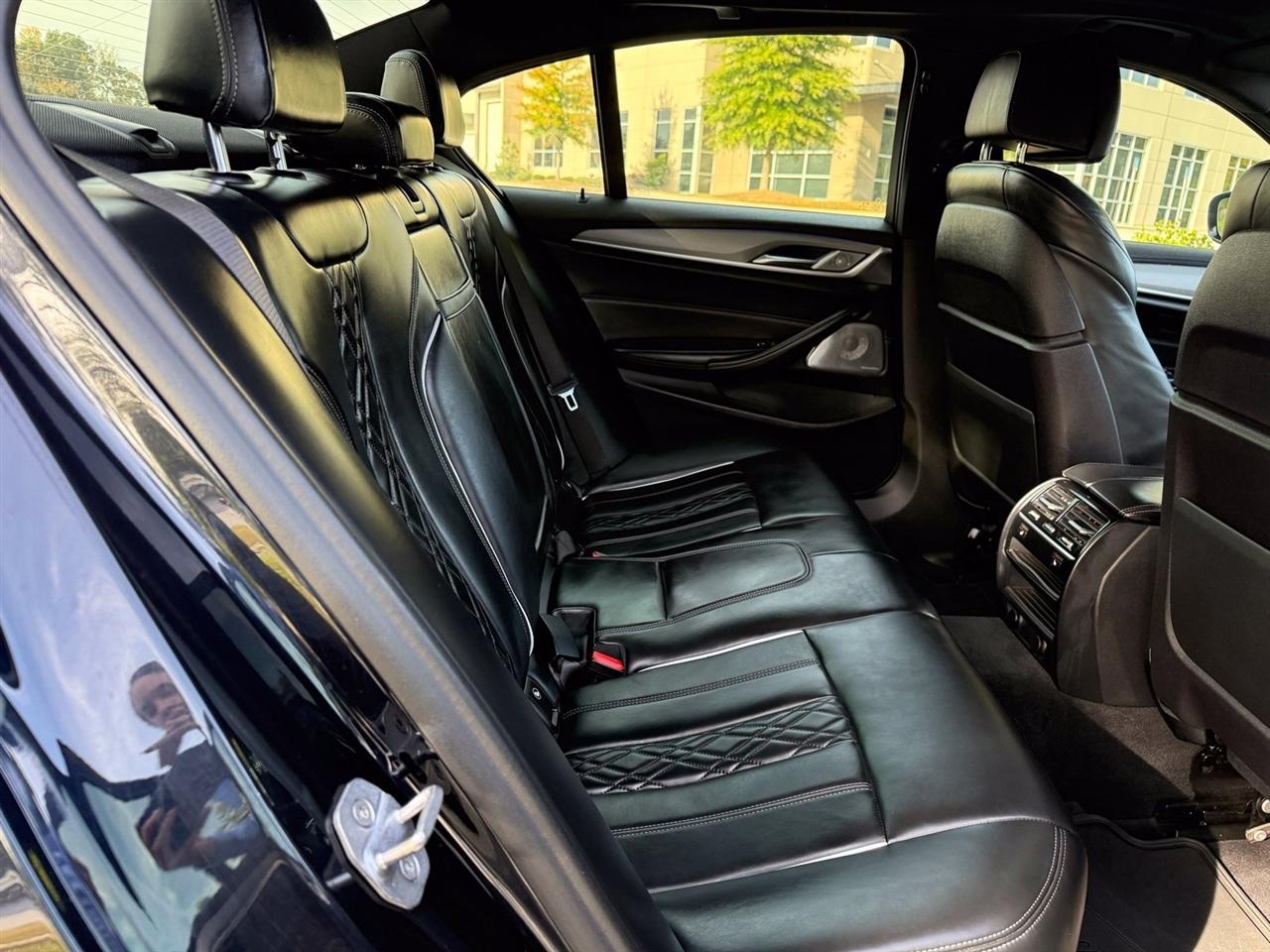 BMW 5 Series  2018