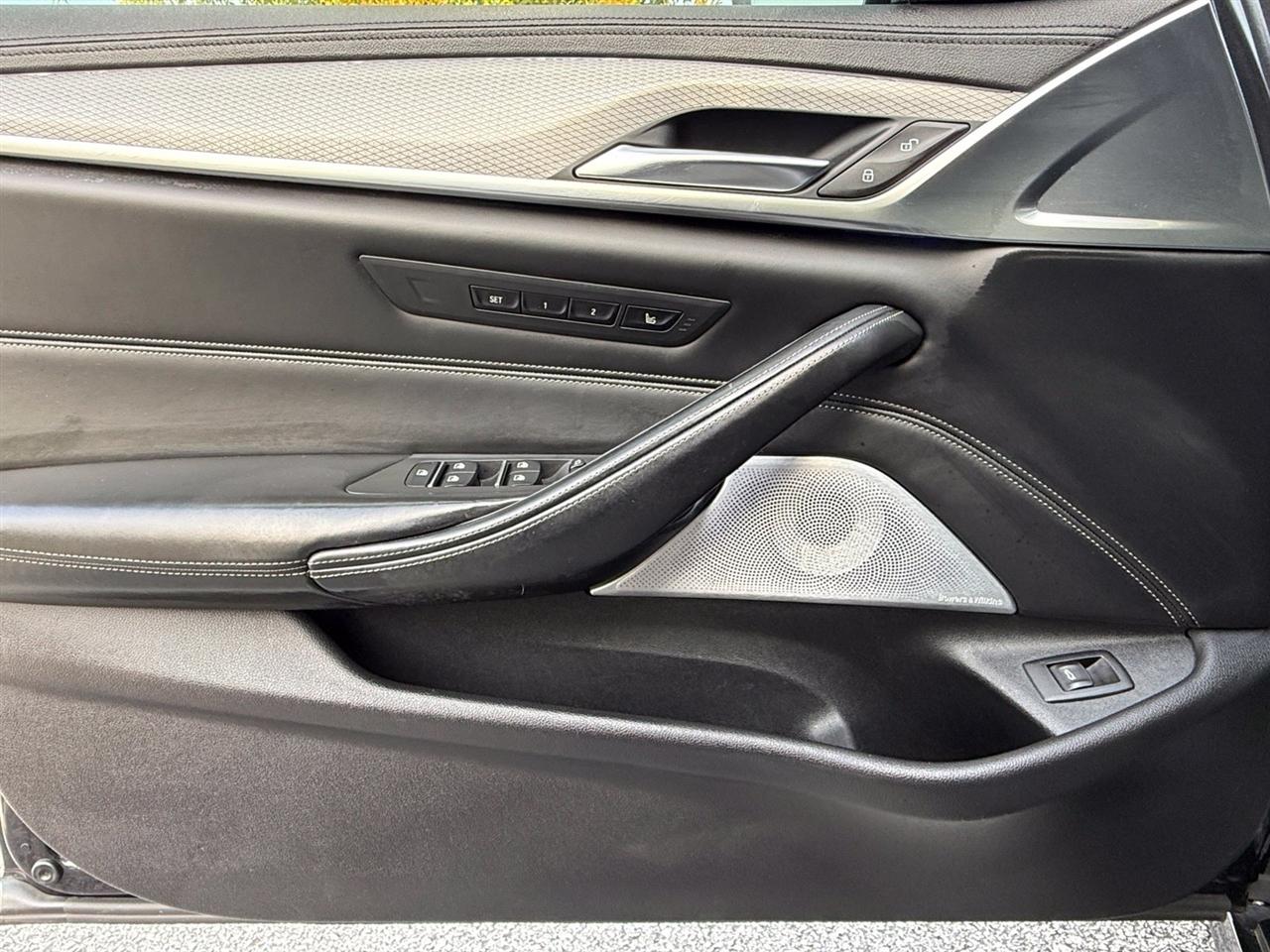 BMW 5 Series  2018