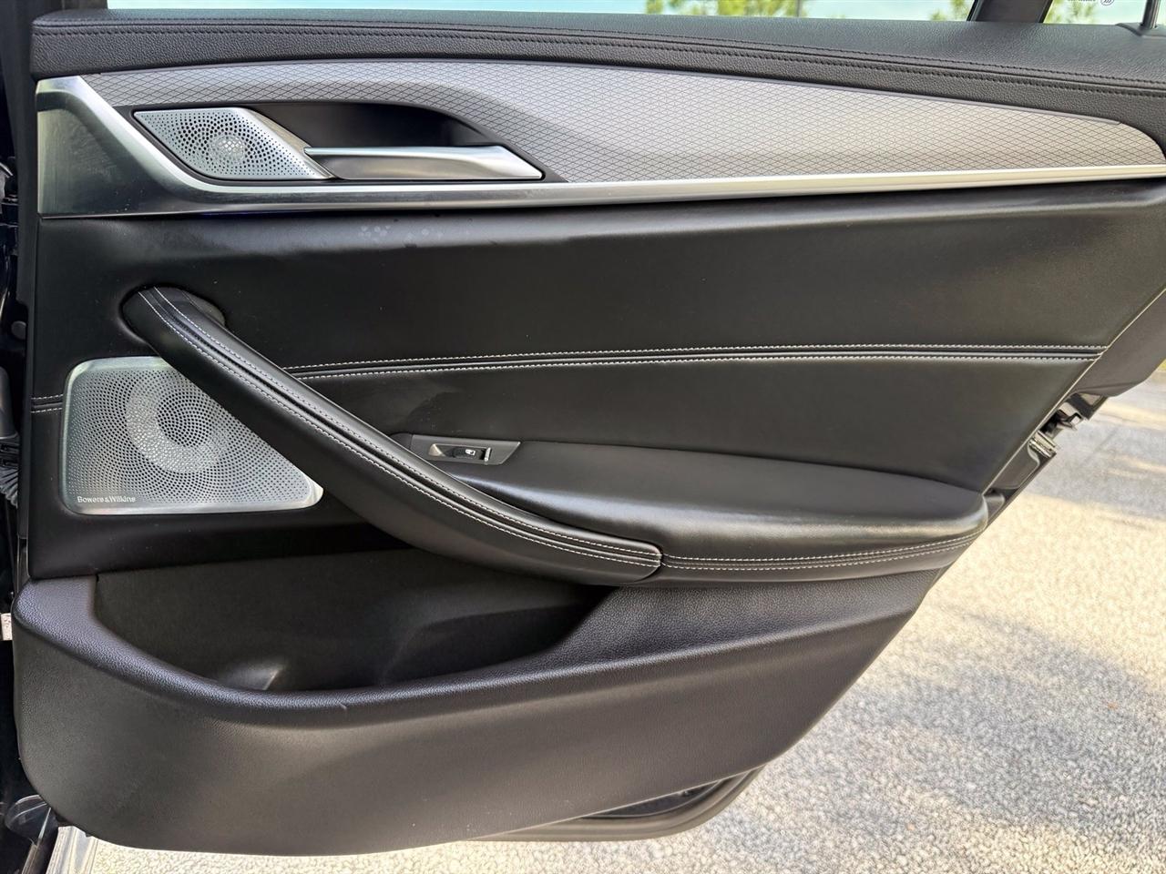 BMW 5 Series  2018