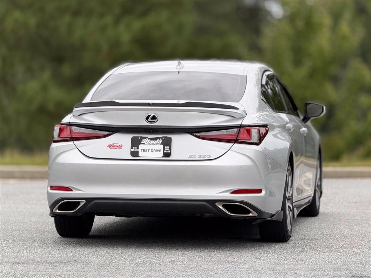 Lexus ES photo 7