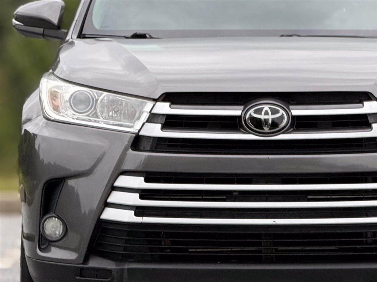 Toyota Highlander  2018