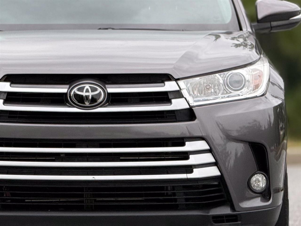 Toyota Highlander  2018
