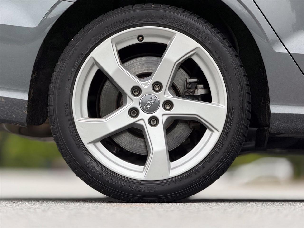 Audi A3 Sedan  2019