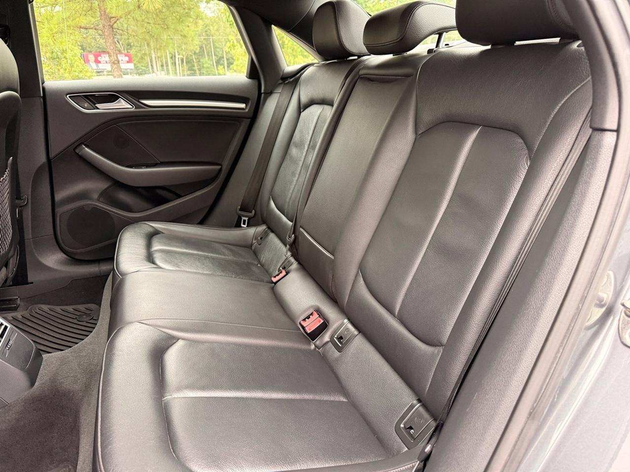 Audi A3 Sedan  2019
