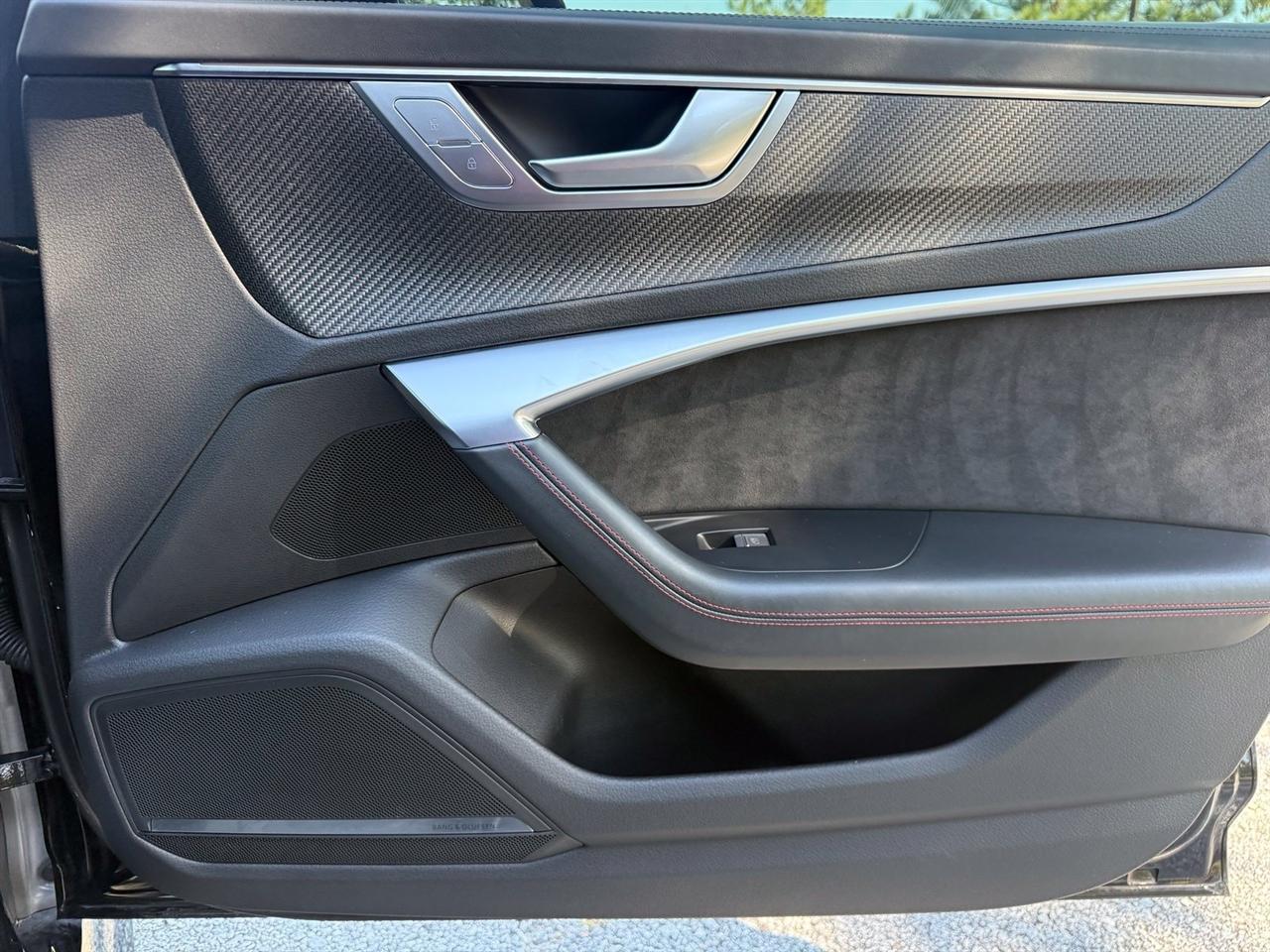 Audi RS 6 Avant  2021