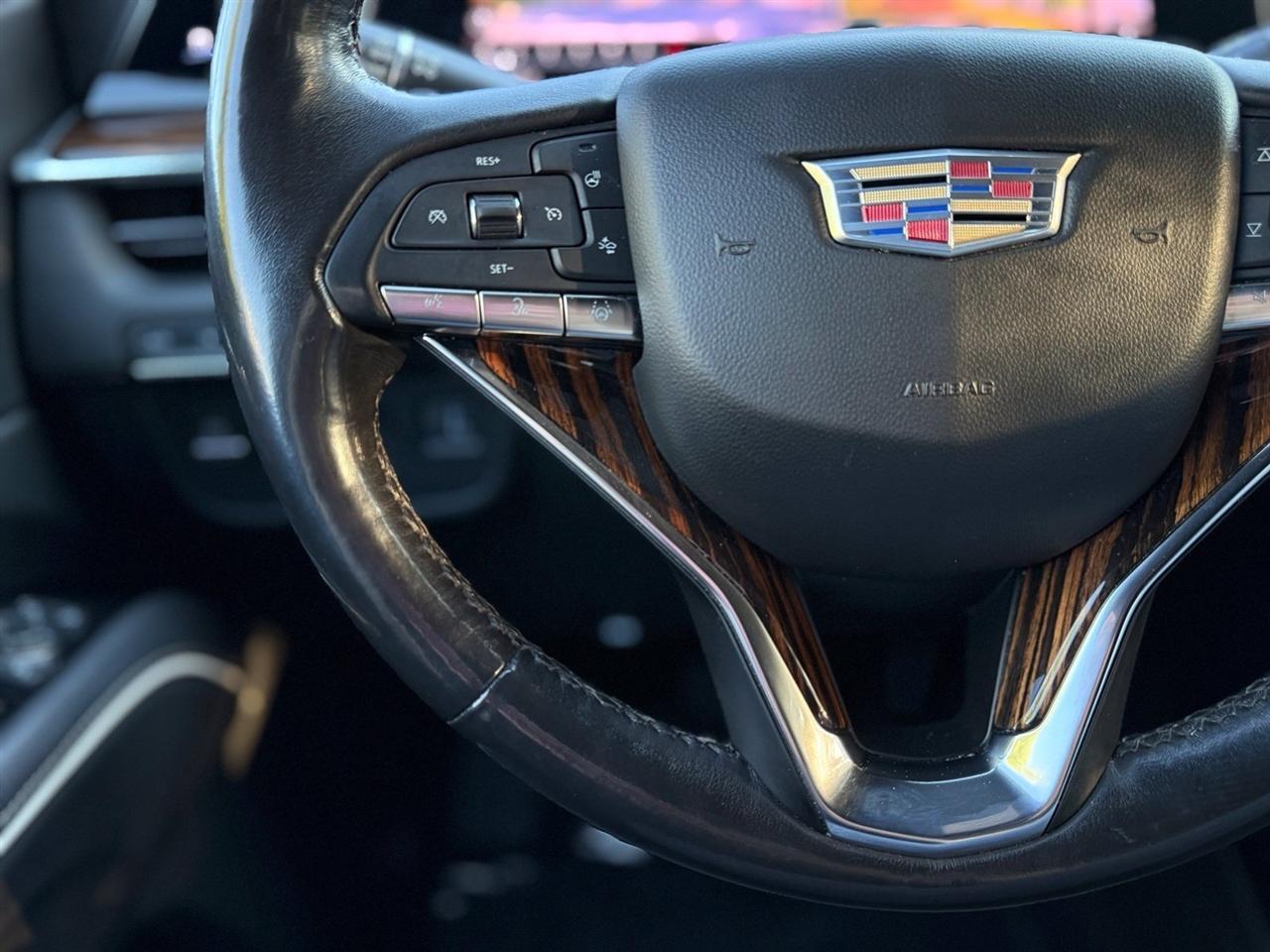 Cadillac Escalade  2022