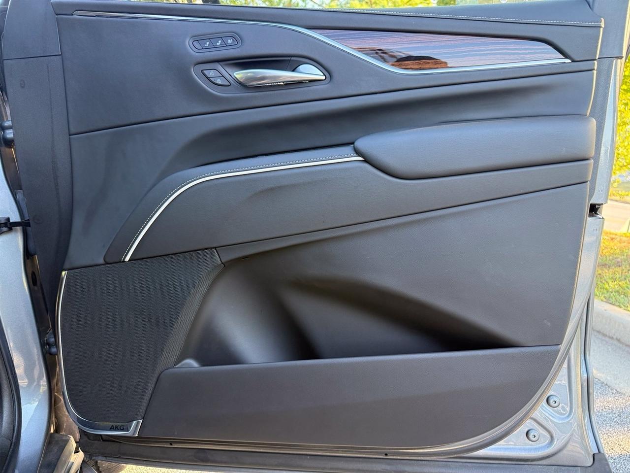 Cadillac Escalade  2022