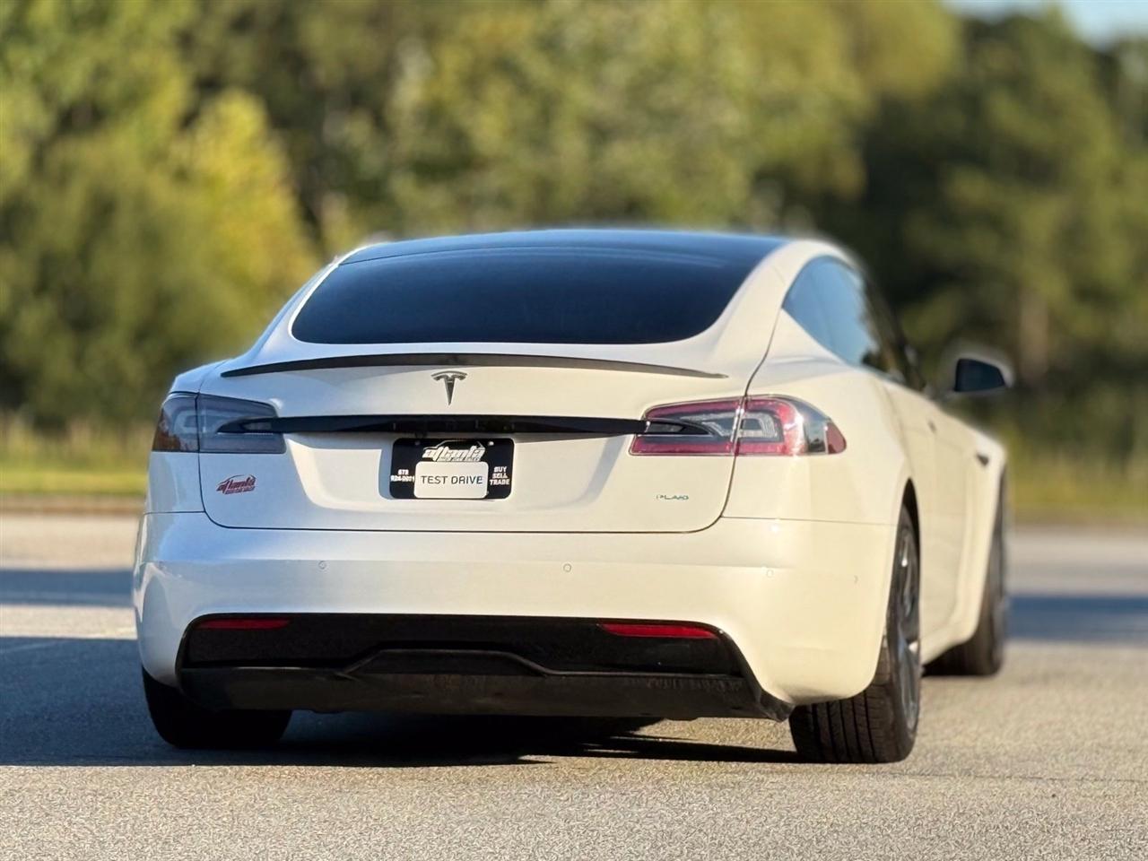 Tesla Model S  2021