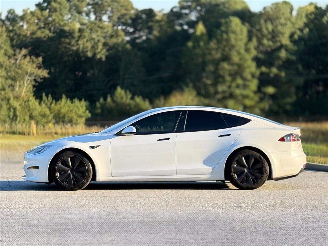 Tesla Model S  2021