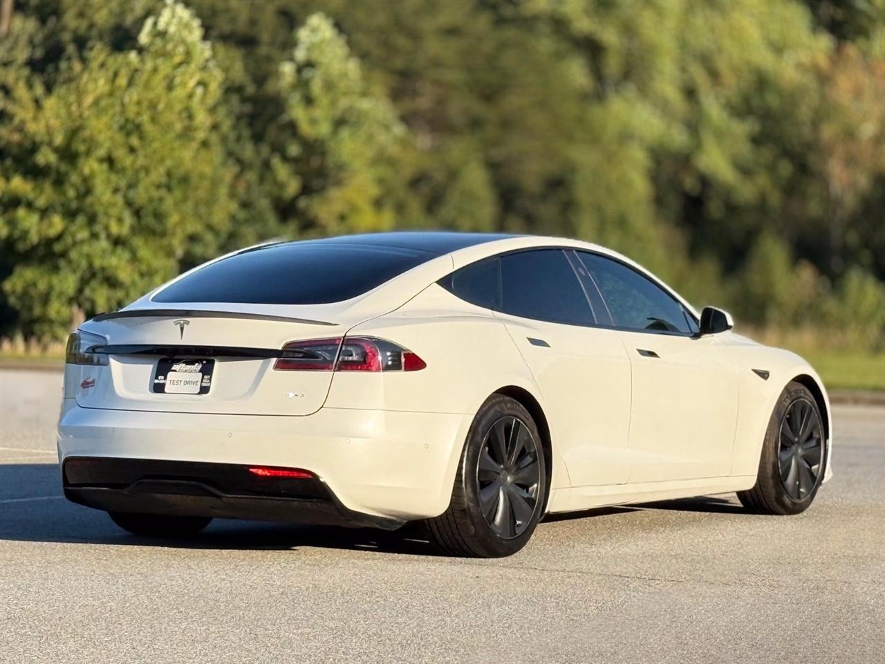 Tesla Model S  2021