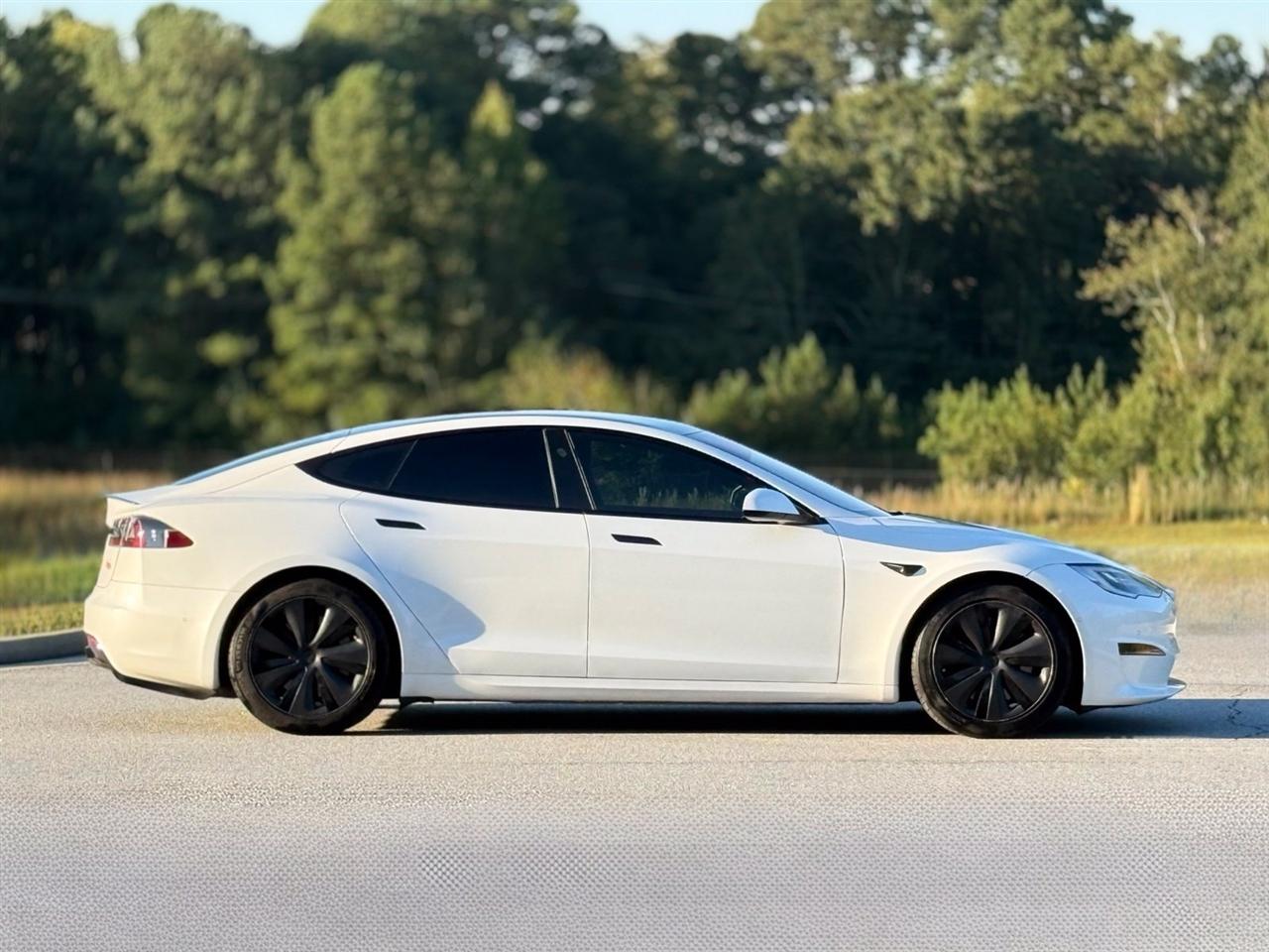 Tesla Model S  2021