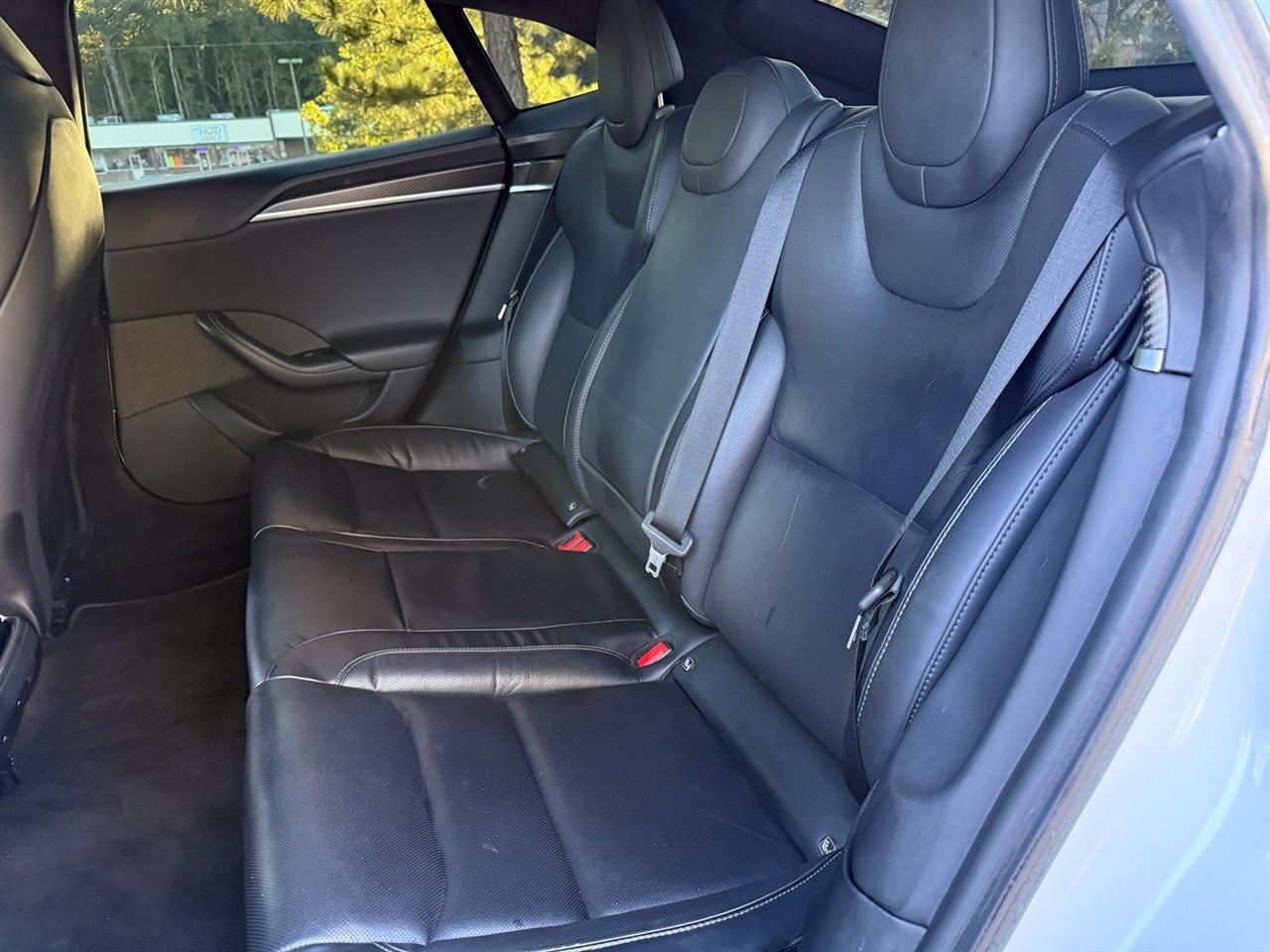 Tesla Model S  2021