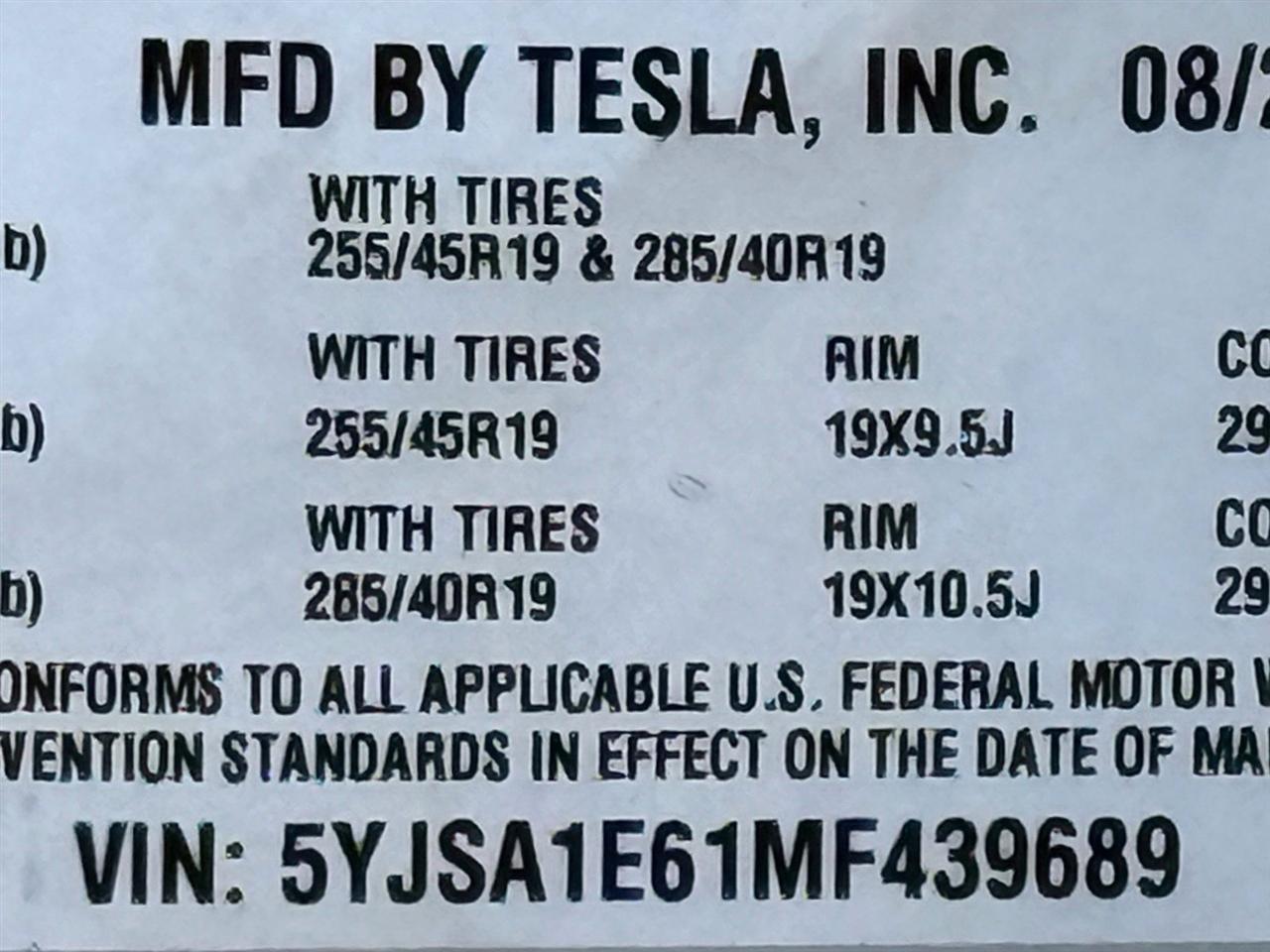 Tesla Model S  2021