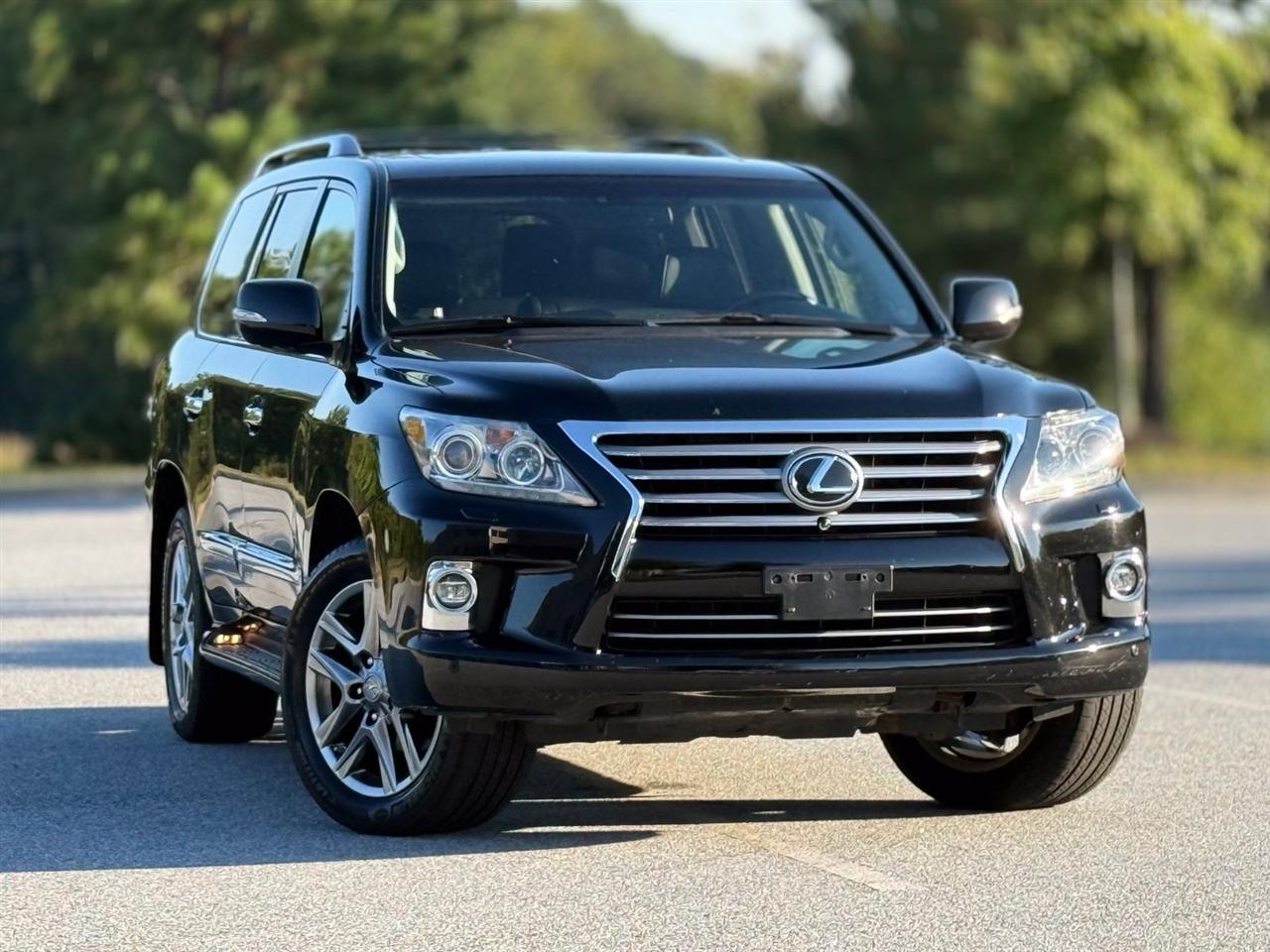 Lexus LX 570  2015