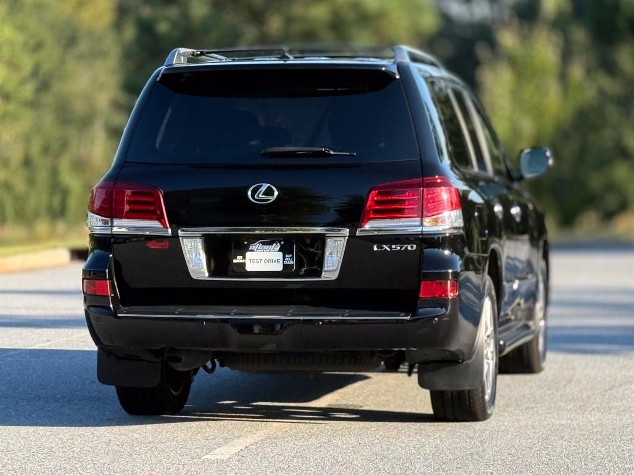 Lexus LX 570  2015
