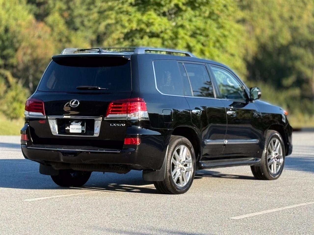 Lexus LX 570  2015