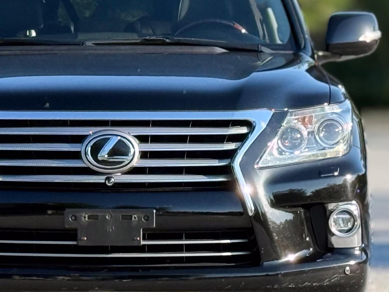 Lexus LX 570  2015