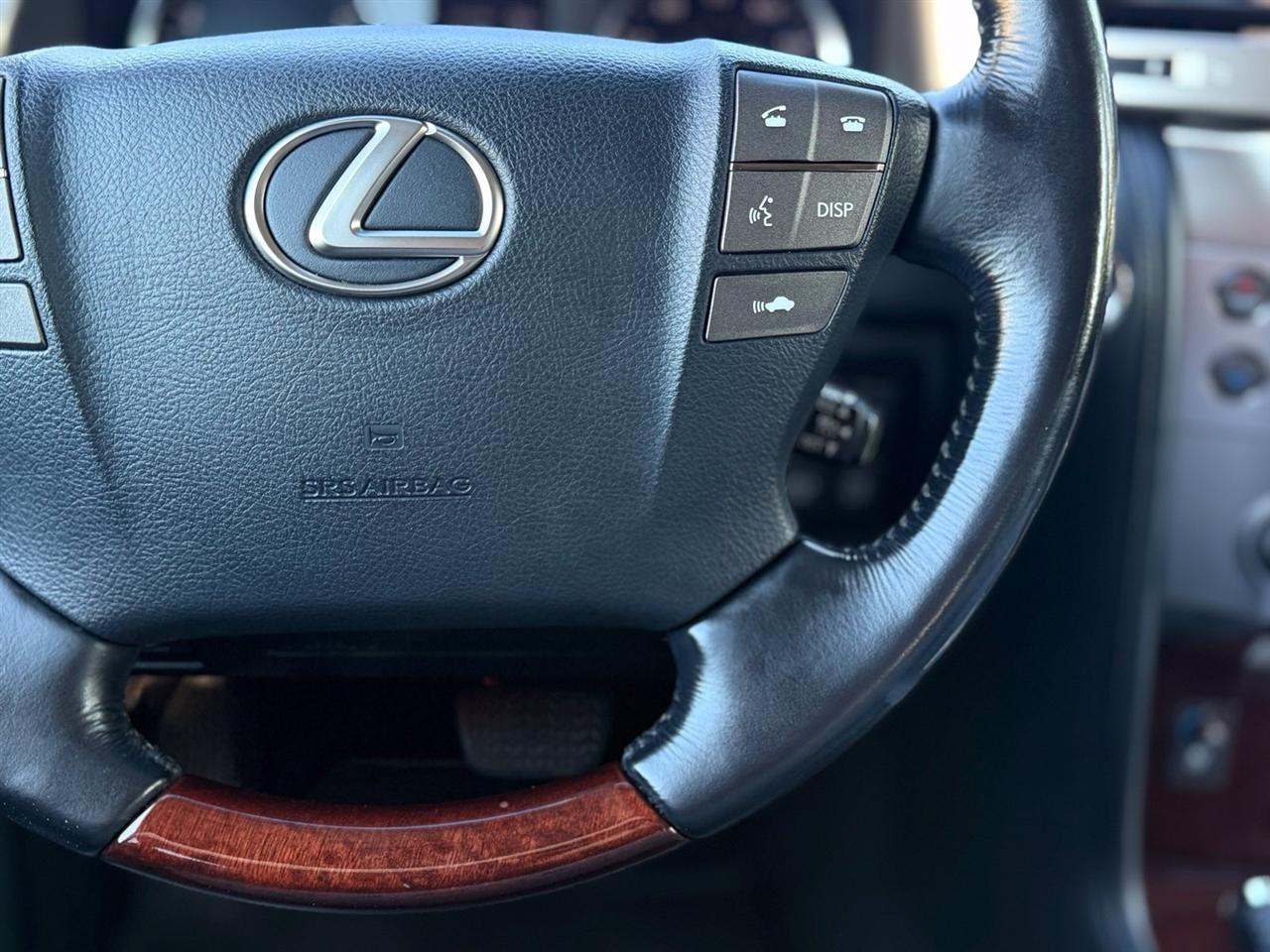 Lexus LX 570  2015