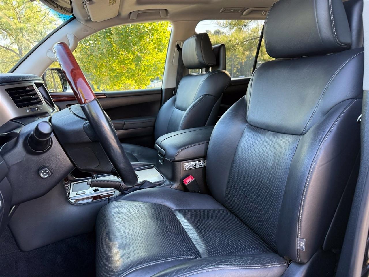 Lexus LX 570  2015