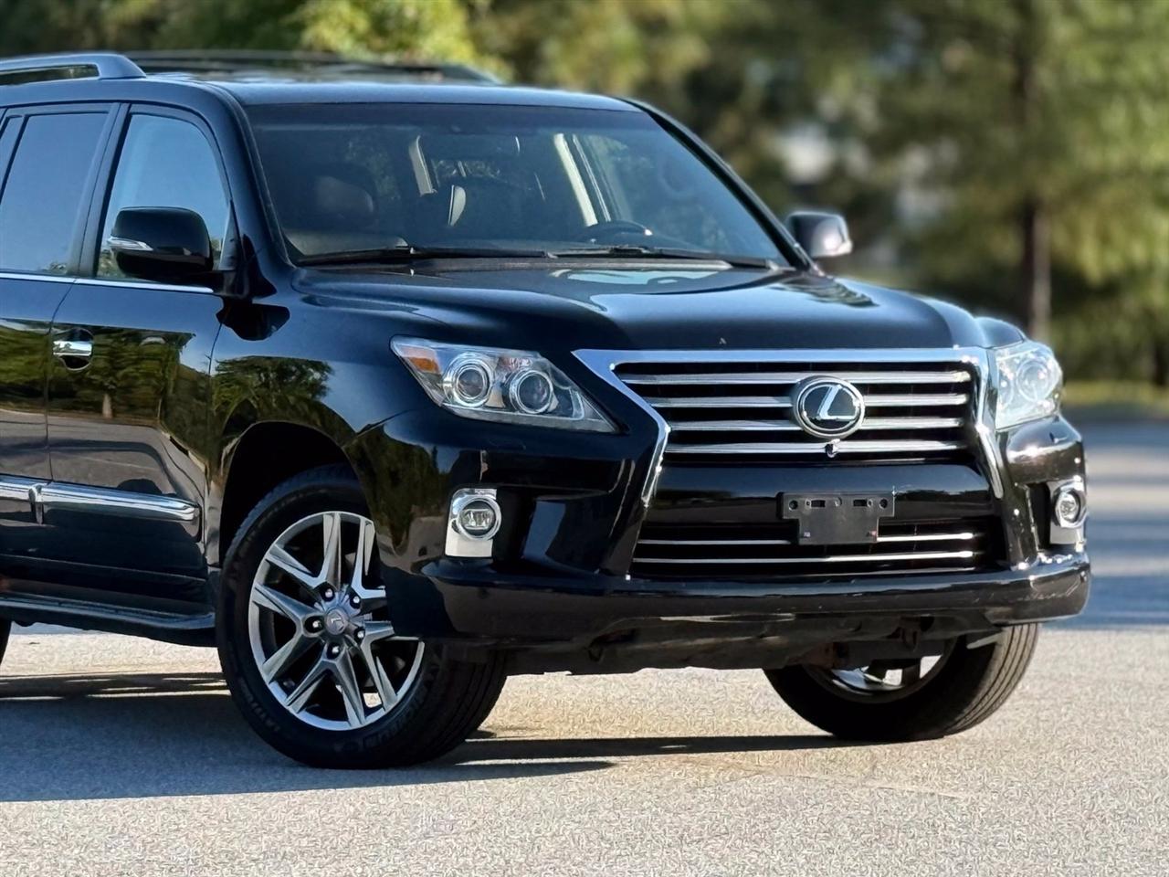 Lexus LX 570  2015
