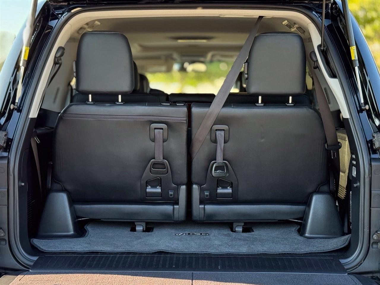 Lexus LX 570  2015